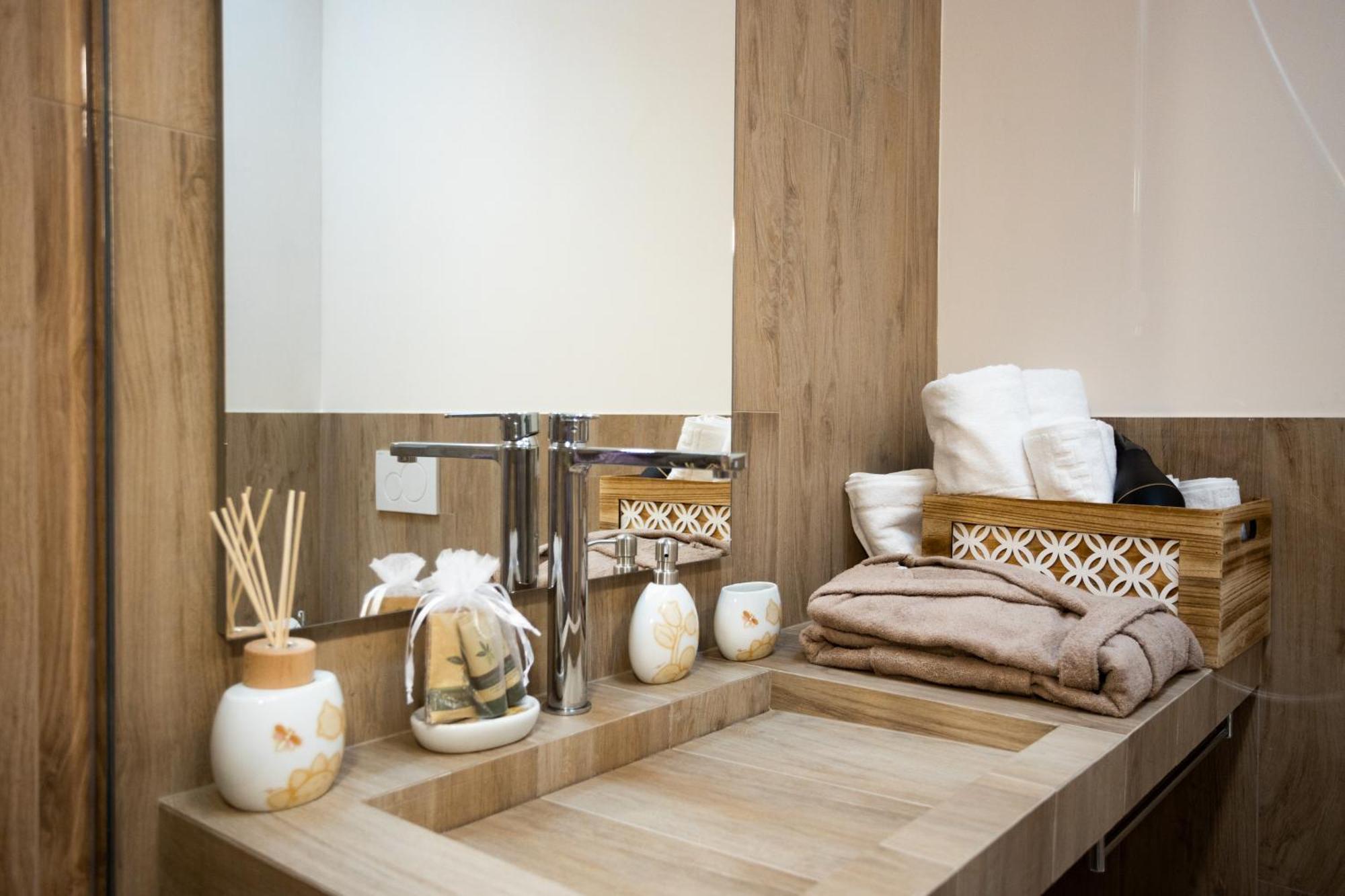 Il Casolare Bed & Breakfast Gradara Exterior photo